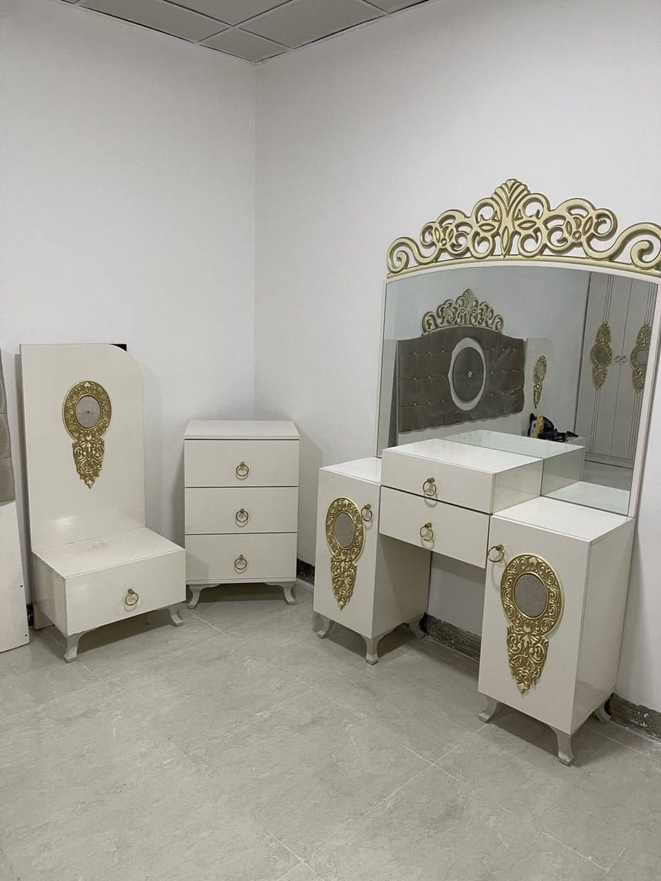 غرفه نوم ٩ قطع نظيفه للبيع


**إذا كنت صاحب هذا الإعلان وتريد حذفه لأي سبب، رجاءا أرسل رسالة إلى الدعم الفني**