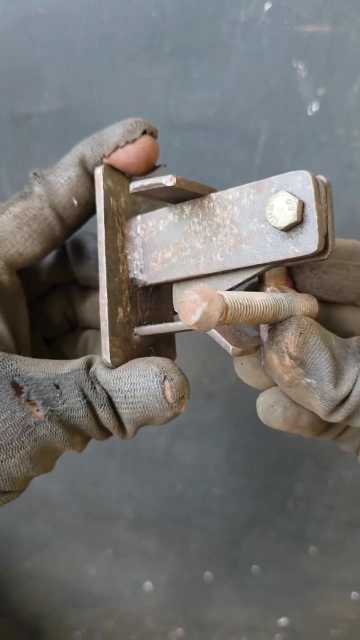 Diy latch #diy #latch


**إذا كنت صاحب هذا الإعلان وتريد حذفه لأي سبب، رجاءا أرسل رسالة إلى الدعم الفني**