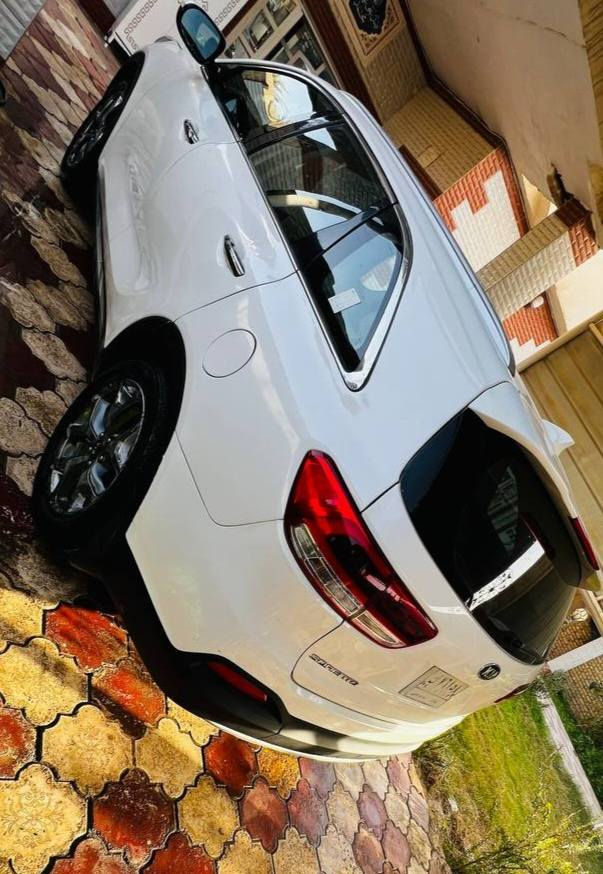 سورنتو 2016 
  
بصمة تشغيل + بصمة ابواب 
مكينه 6 سلندر 
حساسات خلفيه + حساسات امامية 
السياره نص فول خليجي 
جنطة كهربائية

7 راكب 
وبعد بيها هواي مواصفات

بيها صبغ مكانات وضربات 
للأستفسار  الأتصال ع الرقم 

***********

السعر 150 مع المجال ( قليل )
