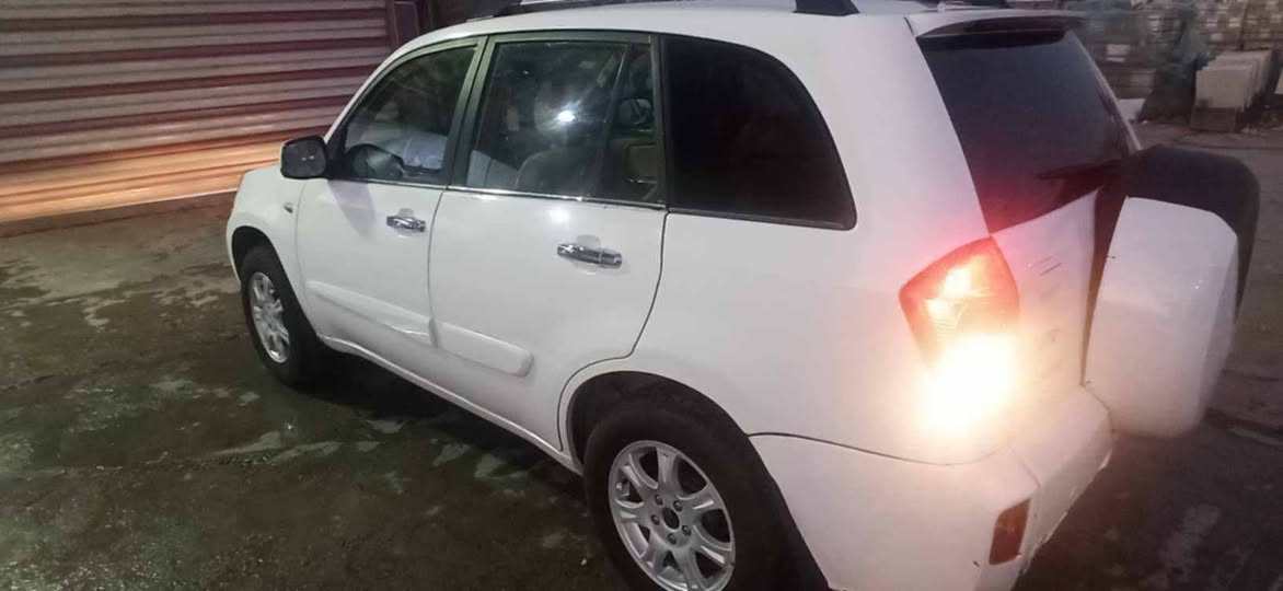 السلام عليكم....تيكو 2013 رقم كربلاء الماني مداور وين ما جان كير كهربائي كفاله عامه ما تصرف عليها دينار جاهزه وبالعافيه على الياخذها دواخل جدد كير مكينه تبريد تدفئه كله شغال ماشيه 190 وترايها للبصره معدل سرعه 160 مكانها بالحله السعر 58 وبيها مجال للشراي للاتصال *********** حلة, بابل
