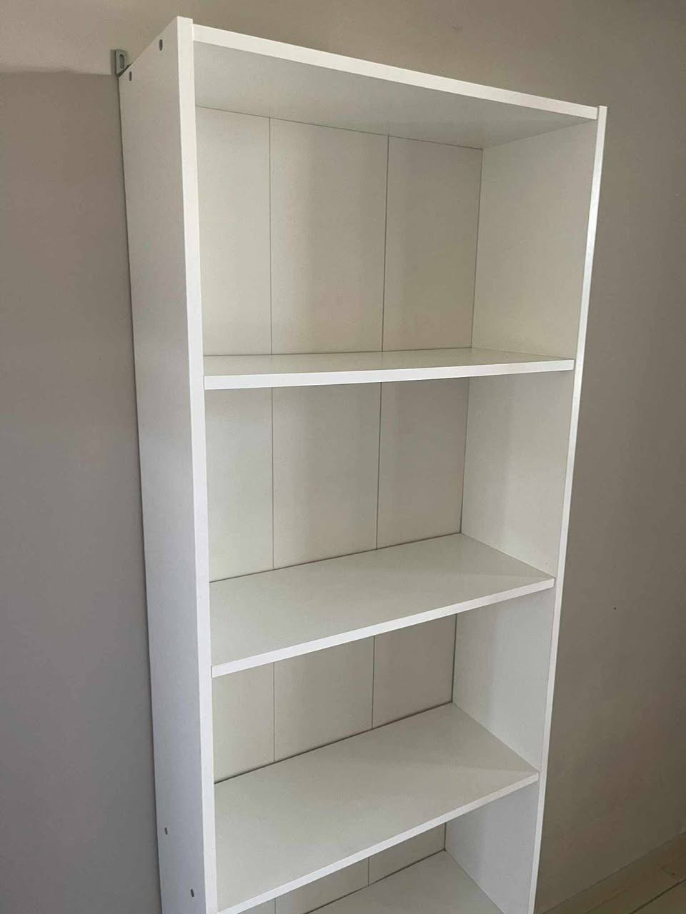 رفوف ايكيا اصلية مشتريهه من مراكز البيع الخاصه بيها  نظيفة ومشدودة استخدام قليل سعر الشراء 85 رايدهه ب65 
متوفرة 3


**إذا كنت صاحب هذا الإعلان وتريد حذفه لأي سبب، رجاءا أرسل رسالة إلى الدعم الفني**