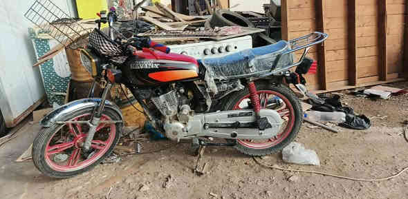 سلام عليكم دراجه البيع سعر 350بي مجال موديل21 مستعجل على بيعه وراق موجوده كهربائيات شقاله الشراي يتصل ستفسار رقم***********.  مكان هبهب
