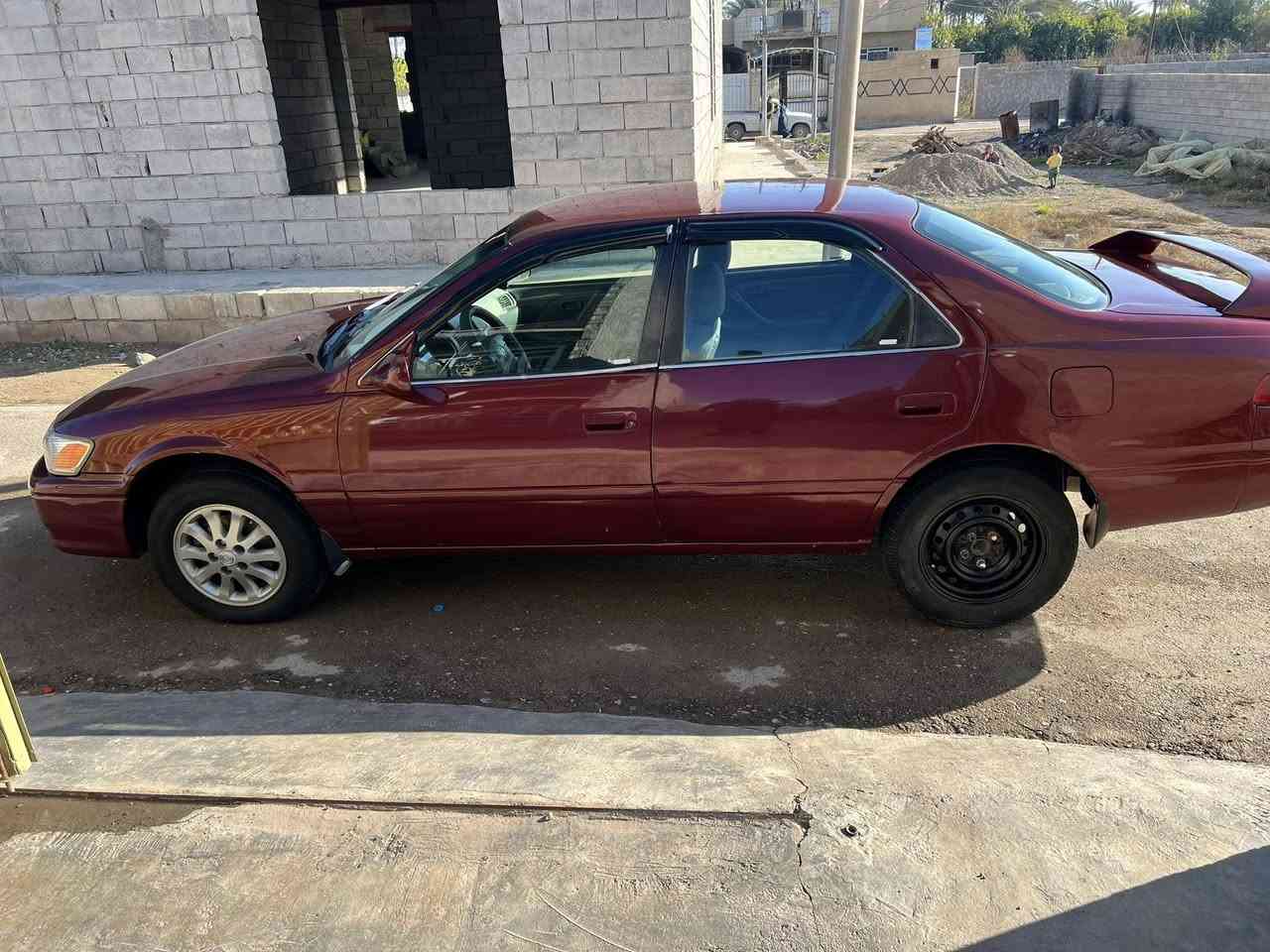 السلام عليكم
كامري 2001 وارد امريكي 
مصبوغه عام 
محرك اربعة سلندر
محرك جديد 
كير ومحرك خير من الله 
كير اوتوماتيك 
جام كهرباء 
السعر 73 وبيها مجال 
مكانها /صلاح الدين الضلوعيه 
الرقم :***********/***********
