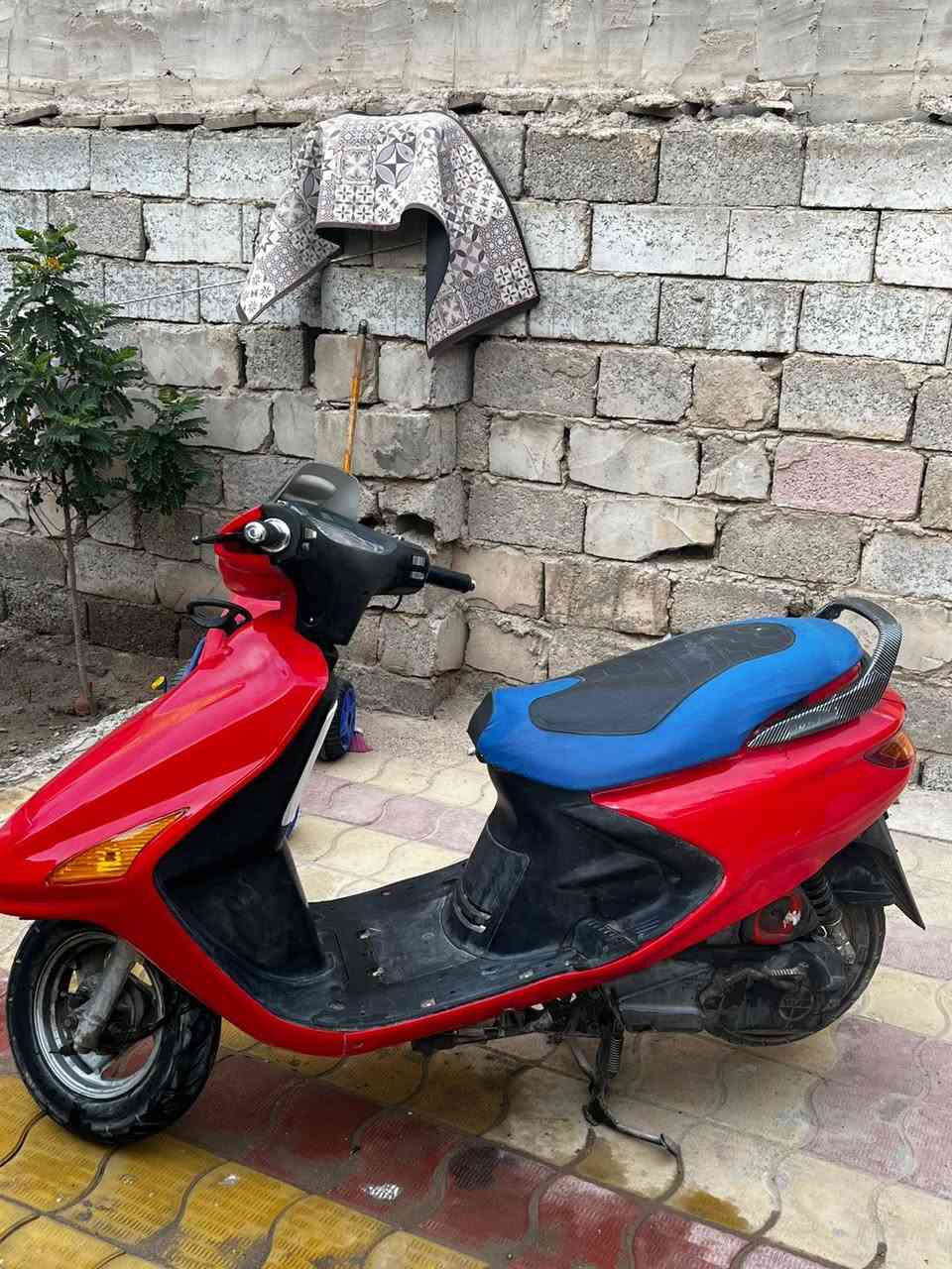 دراجه فحل للبيع كلشي بيه جديد محرك حاويه جديد كفرات جدد كهربائيات جدد دراجه حاويه السعر ٦٠٠الف وبيه مجال قليل


**إذا كنت صاحب هذا الإعلان وتريد حذفه لأي سبب، رجاءا أرسل رسالة إلى الدعم الفني**