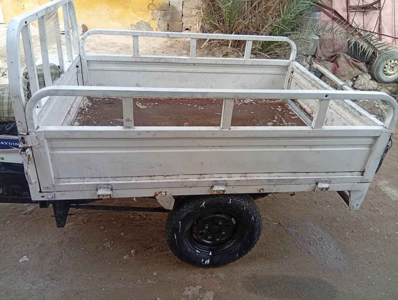 السلام عليكم ستوته دوات سعر750وبيه مجال بصيط ***********
