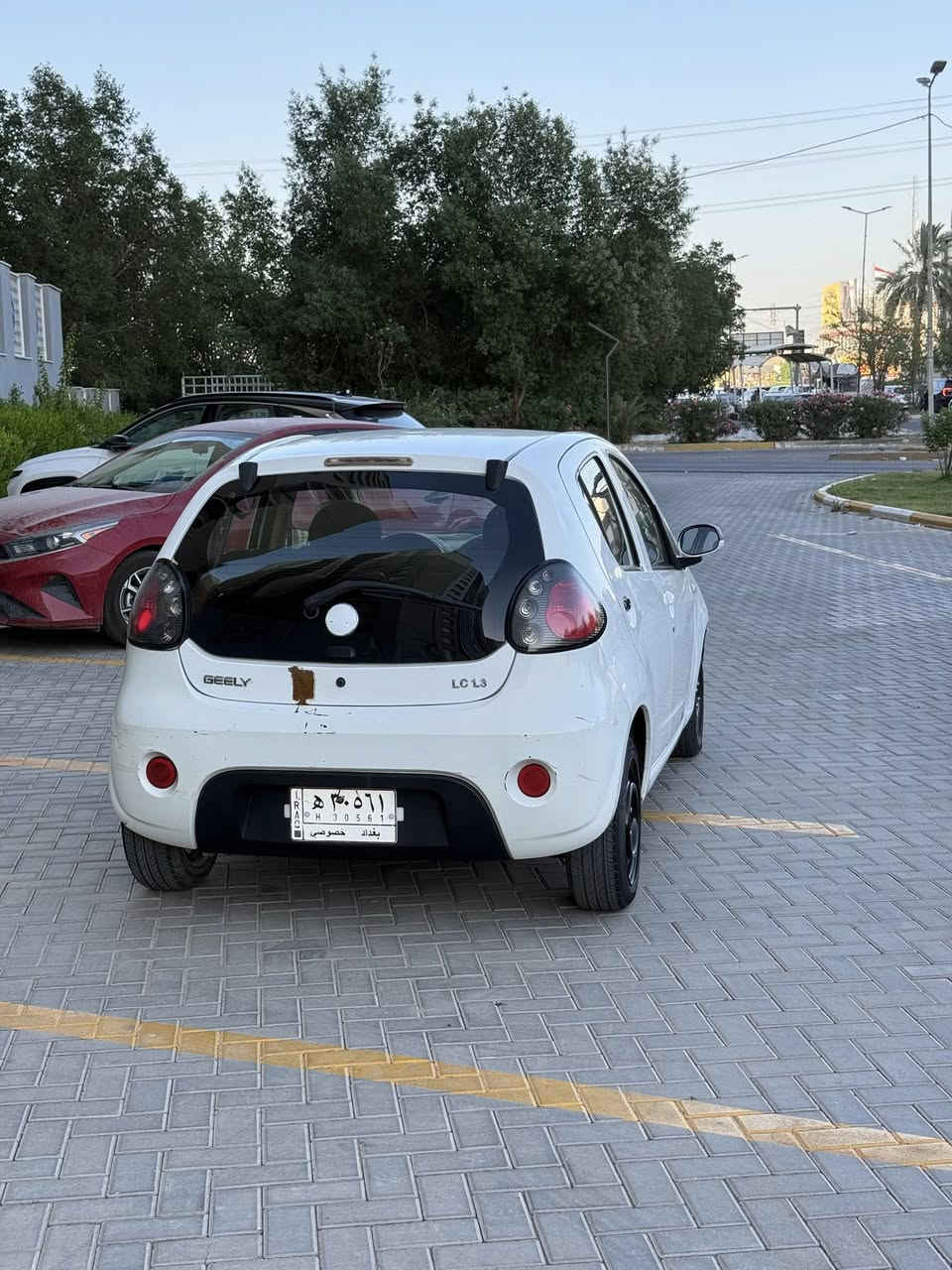 (للبيع فقط )   ☎️***********
باندا ٢٠١٣   السياره بأسمي سنويه ٢٠٢٧ 
السياره ماشيه ٧٧ حقيقي ..
مكينه وكير بحاله جيده جدا ..
السياره بدون اي صبغ وضربه فقط الجاملغ الامامي عكس السايق على البارد ..
صدر امامي وخلفي مع الدبلات جديد 
تخم تايرمصالي هواي مبدله 
دوشمه السياره البلاديه نضيفه 
باتري جديد 
سويج مع البصمه عدد 2 
شاشه جديده 
كاعيات وفروه دشبول جدد 
التبريد كامل فقط نقص غاز 
السياره مثل ما موضحه بالصوره السعر (55)$
مجاله بسيط
تحي تفحص براحتك
