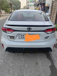 كورلا 2025 شكل امريكي مكفولة ماشية ٩ الاف لون صدفي داخلة بالضمان ساز ج...