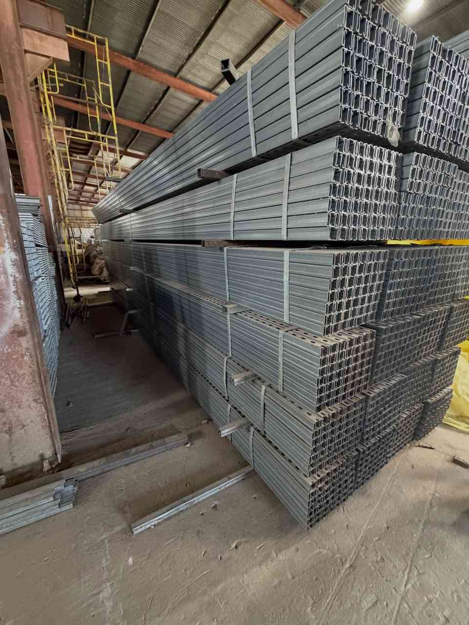 🔵 عرض خاص لهياكل الطاقة الشمسية 🔵  

نوفّر هياكل حديدية قوية ومضمونة لتنصيب منظومات الطاقة الشمسية:  

✔ حديد قياس 80×80 و40×40  
✔ سماكة 1.5 ملم و1.85 ملم  
✔ حديد مغلفن بالكامل لمقاومة الصدأ والعوامل الجوية  
✔ لحام متين ودقة في التصنيع  
✔ مناسب للأسطح والمنازل والمشاريع  

💪 جودة عالية لضمان ثبات الألواح لسنوات طويلة.  

📍 بغداد  
📞 للاستفسار والدعم الهندسي: ***********  
📞 قسم المبيعات: ***********  

ENG.OMAR  
متخصصون بتنصيب منظومات الطاقة الشمسية وهياكلها.
#حديد #solar #طاقة_شمسية #طاقة_متجددة
