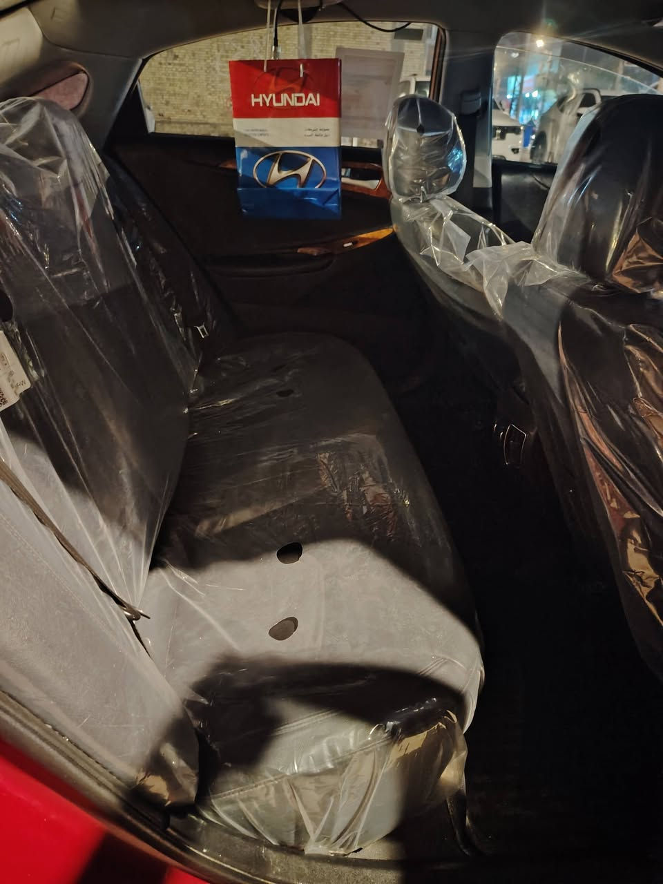 السلام عليكم سوناته سنه 2013 سياره وارد كوري مكفوله من الحادث ومن تبديل كوري معروف يجي بي صبغ بس باقي كفاله مكينه 2000 دوش كير تمام تبريد شغال حداديه جديده طخم تاير مشروع وطني سنويه ما منتهيه سياره اي نقص ما بيه وجاهزه الخير سعر 118 جوال *********** عنوان بصره 🌹
