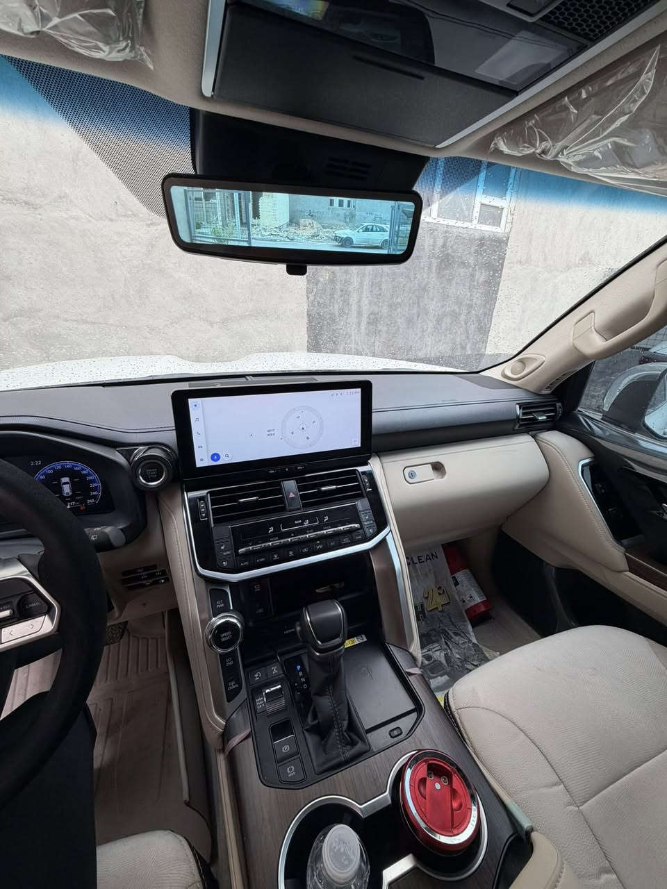 السلام عليكم 
للبيع لاندكروز ٢٠٢٥ VX LIMITED S
فول الفول 1/1 مكفولة كفالة عامة ماشية ٣٠٠٠ قابلة للزيادة
للاستفسار ***********
