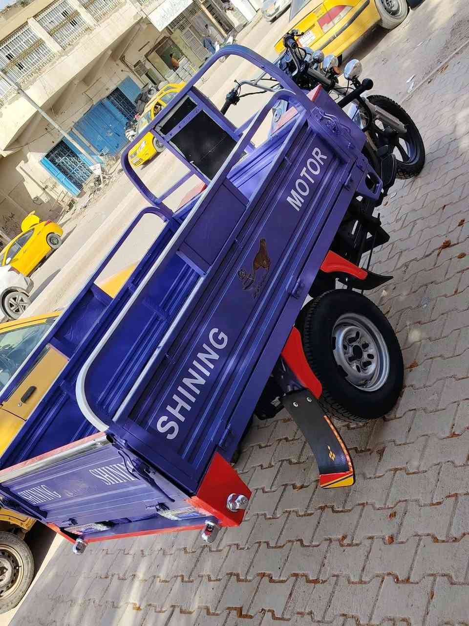 سلام عليكم ستوته جمره باب اول أوراق اصولي اكاتبك وي الوكيل مديل 2020 وبيهه محرك 2024 غراضهه كلهه 24 شاصيهه وركبتهه مكفولات كفالة عامه لا لحيم ولامعجون بيهه تخم تاير جوبلس جديد كهربائيات كلهه شغاله ستوته كلهه شغاله مابيهه اي نقص نكره سلف ستوته فقط مصبوغه حراري للجماليه وشوفت عينك نضافتهه ستوته مال جنيان ونضافتهه نفس البل صوره مكانهه بديوانيه***********
