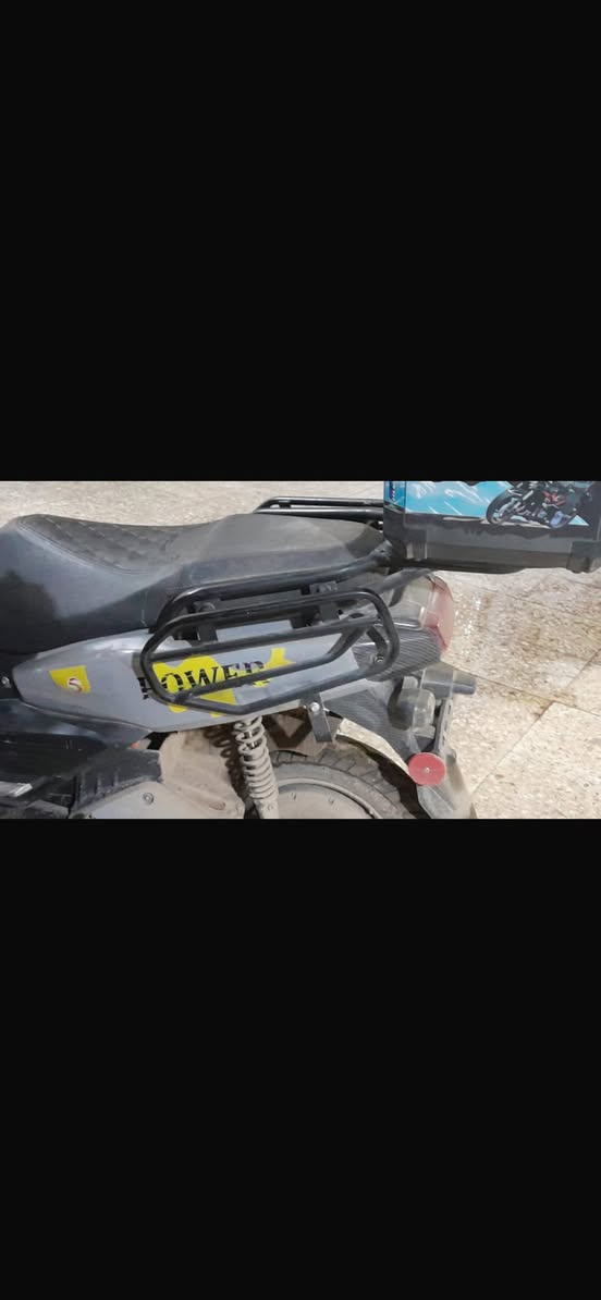 السلام عليكم دراجة نوع اباتشي لون رصاصي تحتوي على 6 بطاريات ليثيوم  ضمان البطاريات 3 سنوات بيها ميزة مانع انزلاق موديل. 2025 درع  جانبي وامامي و خلفي و تحت المحرك والبطاريات مواصفات عالية السرعة تصل الى 95 k/m. 
ميزة التحكم عن بُعد بصمة

هذا الوصل مشتريها بمليون و ٦٠٠ نقد السعر حالياً مليون و ٣٠٠ وبيها مجال
 
 
مستعجل ع البيع اليوم قبل باجر 

للإستفسار اكثر الاتصال على الرقم 
(***********)
