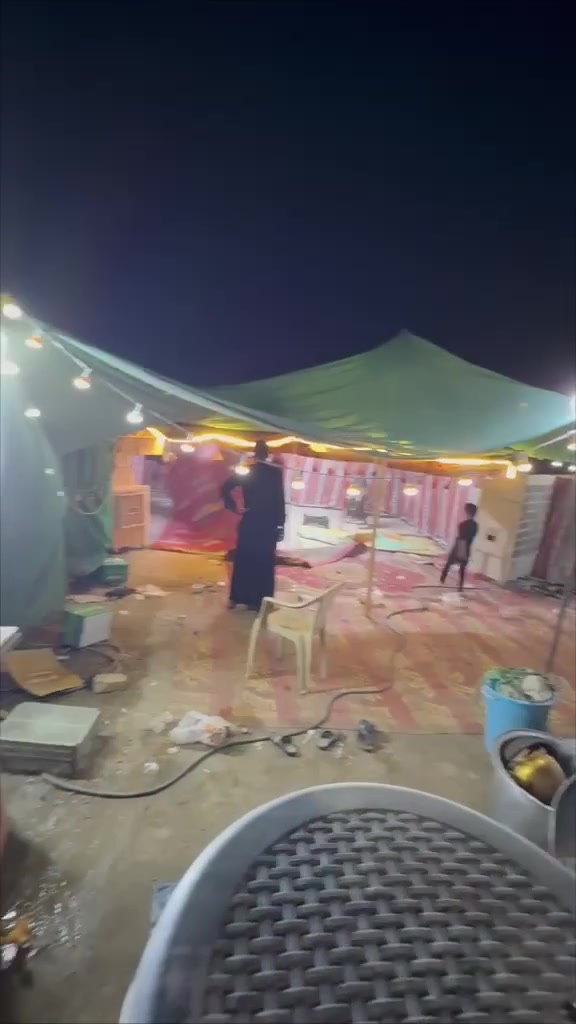 خيمه للبيع كامله منصوبه 3مرات
الطول 6×4/وياه رواك مالته كامله الخميه جديده السعر خاص ***********

اي نقص مابيه الخيمه

