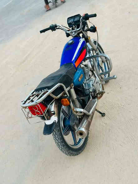 بارت موديل ٢٠٢٠ اوراق أصولي 
دراجه جاهزه مكينتهه ٢٢
مكاني شطره 
#سعر_٦٠٠_وبيه_مجال 
رقم ***********
