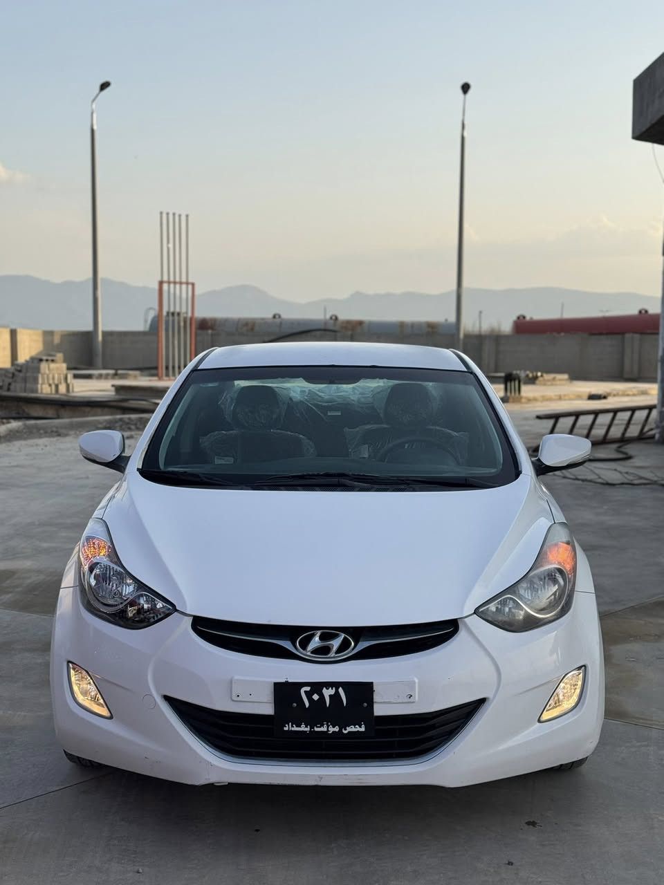 ئەلینترا مۆدیل ٢٠١٢ براوەیە 
براوەی تازە داخل بەس حەمامو پۆلیشی ئەوئ 
٢٥٠مەسروڤی تیدا نیە
ECO
150 km roshtwa
تایەو ویل لۆك 
شوین رانیە 
٥٥$💸
***********
