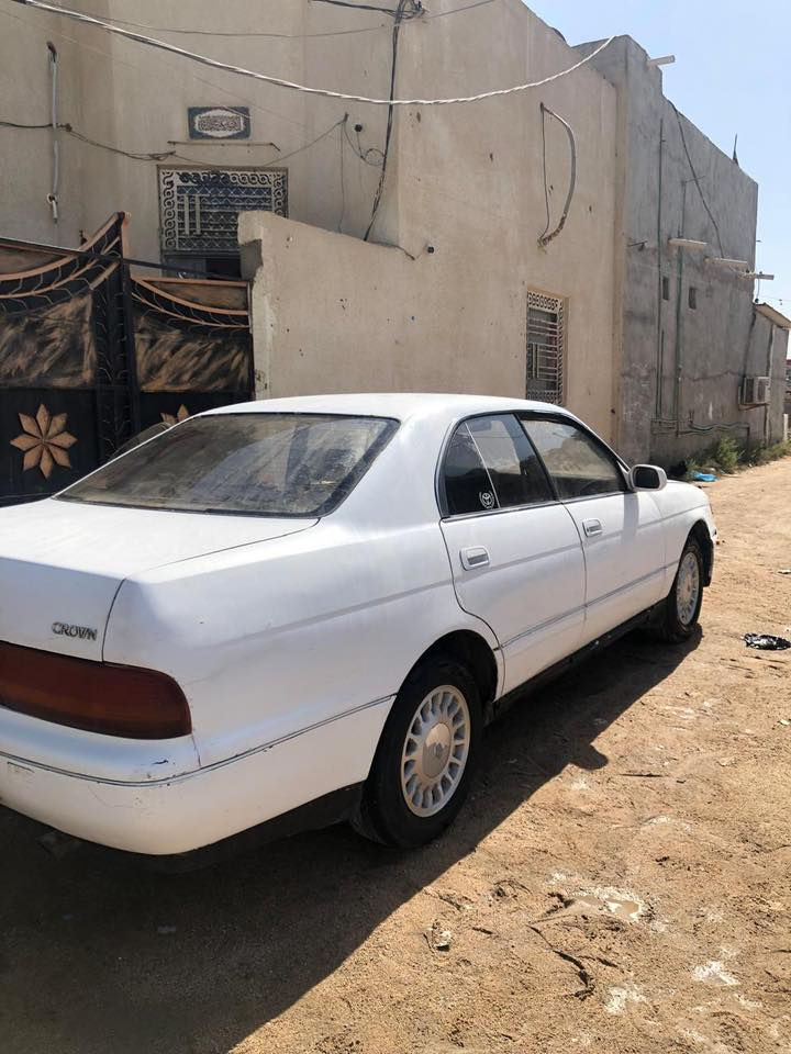 كراون بطه متصل  بيع او مراوس لون ابيض مشروع وطني شرط تحويل ثاني  يوم المكينه  6سلندرVVT-i موديل 1994سياره خير من الله كهربائيات  شغاله تبريد شغال السعر 52 ورقه قابل للتفاوض رقمي ***********

