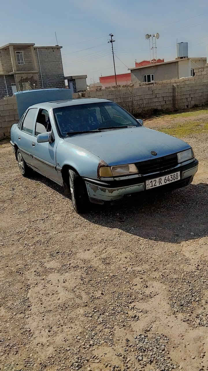 فكترا حجم 20 موديل 89  سنويه لل 28 كير محرك شرط طخم تواير جديد شرط الوكاله والتحويل  مكاني قاطع السبعاوين *********** ملاحضة السياره باسمي اني الشرعي تريد وكالة تريد تحويل اتصل و تبشر
