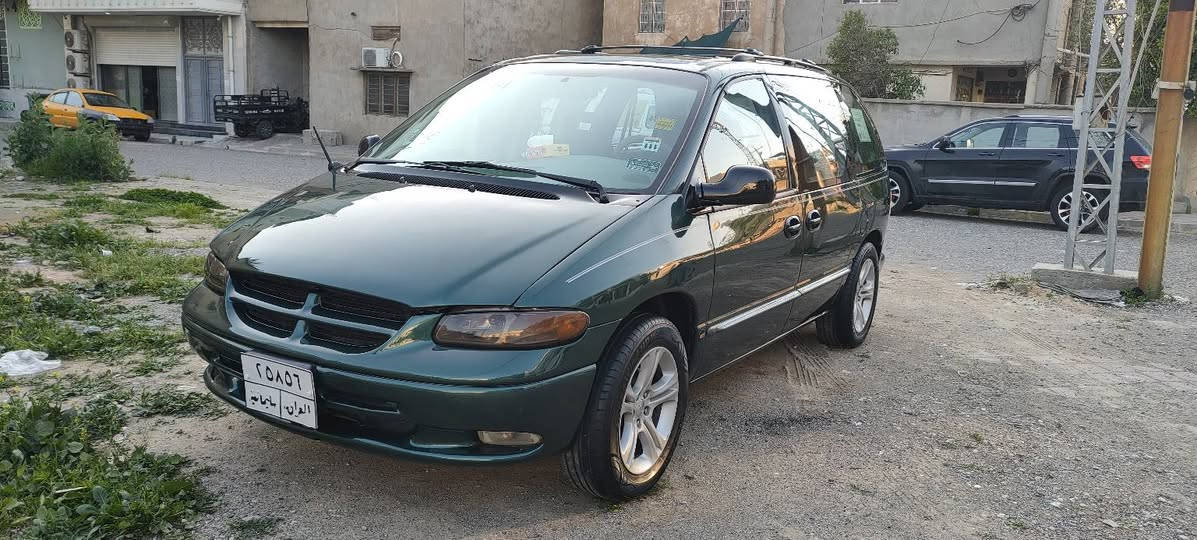 دوج كرفان موديل 1998 كير محرك كامري تبريد شغال رقم سليمانيه سنويه جديده كهربائياتها كلها شغاله وتبريدقطعه صدر امامي خلفي جديد تخم تايرات جديده سياره صبغ عام بدون ضرر وخياس لايتات زينون سياره جديده متعوب عليها مكان سياره بكركوك سعرها 50 بيها مجال بسيط ***********
