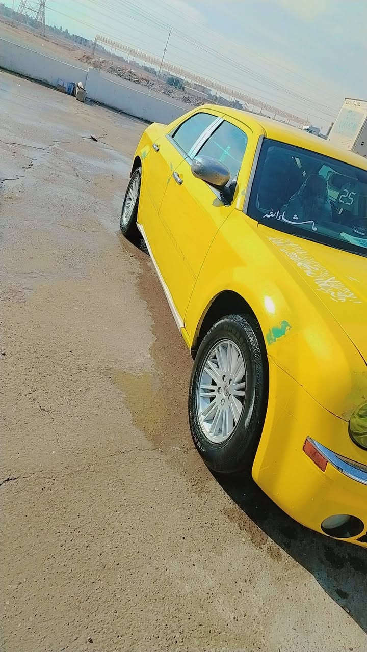 السلام عليكم ورحمة الله أوباما 2010 اصل اربع جوكات بجم هيمي مكفوله كير ومحرك واكسل ومن الكص وكهربائيات.   بيع مستعجل فقط بيع مرواس ماكو 
بيه ضربه فقط في الجاملغ الخلفي عكس السائق
والباقي جاهز من كلشي رقم وانكليزي نينوى
السعر 100 ورقه وبيه مجال بسيط رقم الهاتف ***********
*********** متواجد في بغداد التاجي
