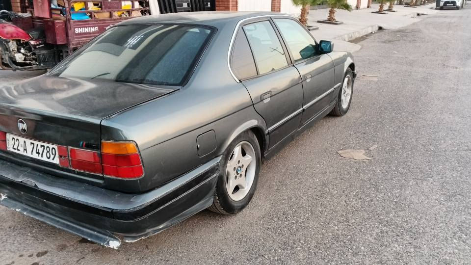 بي ام موديل 90 520مكينه كبس ديجيتال رقم جديد سنويه جديده كير عادي صبغ جامليه بدون دعم كيرعادي سقف سلايد *********** مكاني اربيل أربيل, العراق
