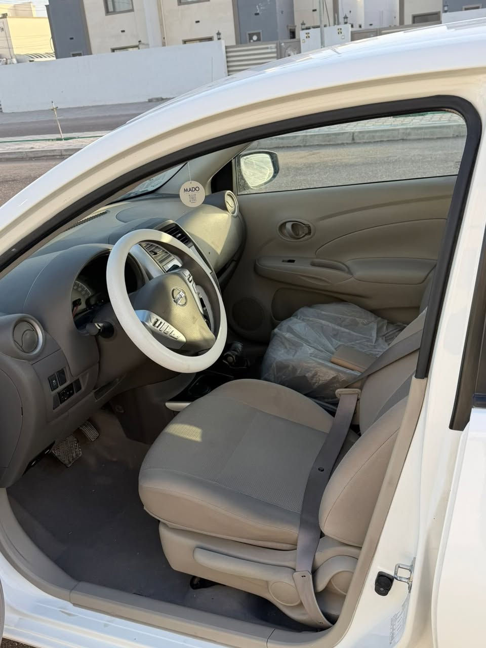 سلام عليكم نسيان صني موديل ٢٠٢٥ ماشيه ٥٤ ألف 
شركة مهند السياره جديده  ماعدا دخه بسيطه في الجاملخ 
 الخلفي اثر سقوط دراجه في الكراج  والباقي مكفول  
كفاله عامه   السعر ١١٨ الاستفسار ***********
