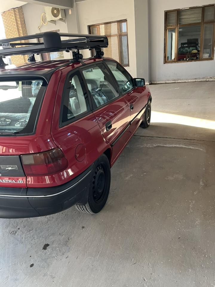 السلام عليكم رمضان كريم عليكم وبل موديل ٩٢رقم نكليزي هزه جديده كير محرك حاويه برغي مامفتوح بيهن  شعندك مراوس نزل و***********سعر ٥٠بيها مجال سياره مسستم كامل بل موصل صاحب سياره بغداد مكان السياره بغداد الزعفرانيه
