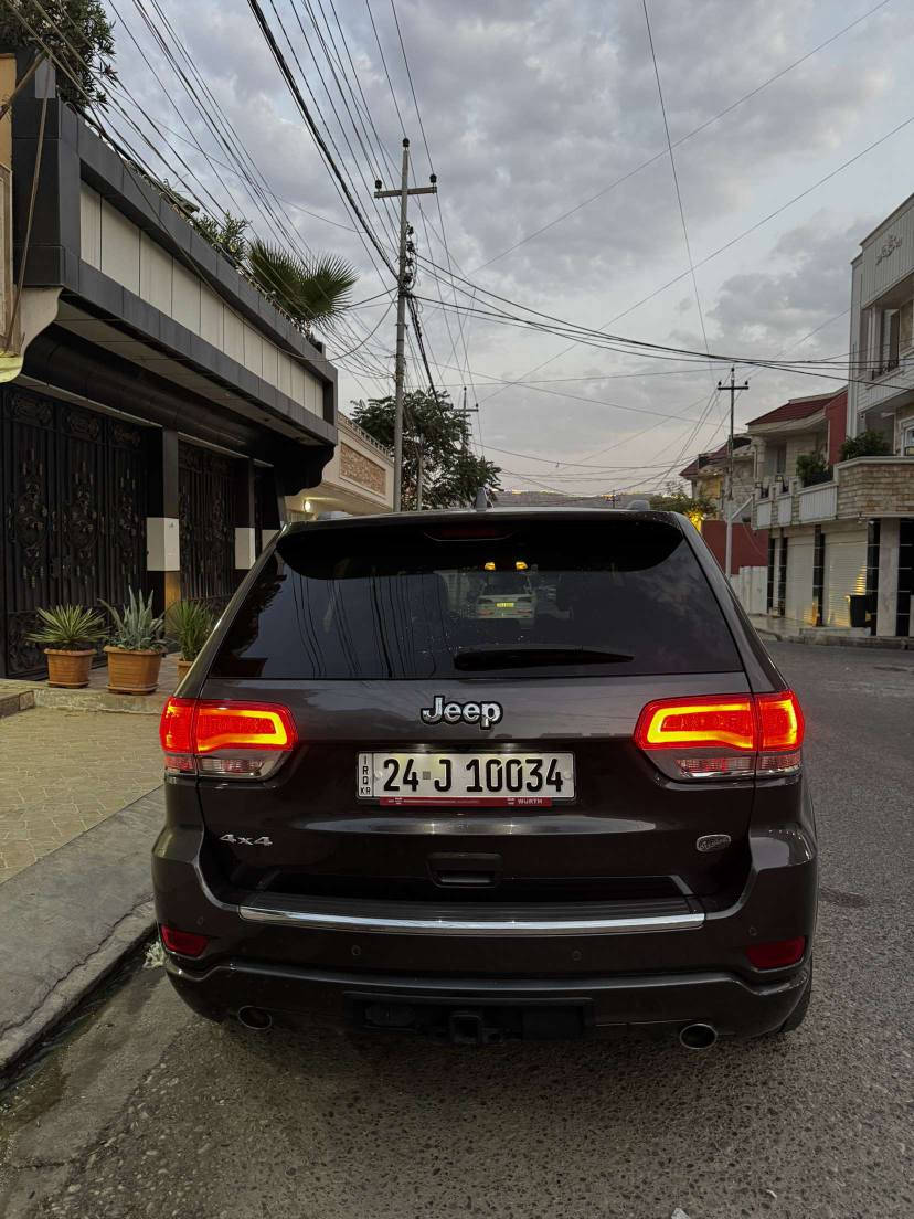 Jeep 2020 
موصفات OverLand فول فول 
ماشية 50 mile
جملخ أمامي صبغ بدون دواخل و بيها شبر PDR
كير و محرك و تبريد و جكات كلشي بشرط
عنوان سيارة دهوك
*********** دهوك, العراق
