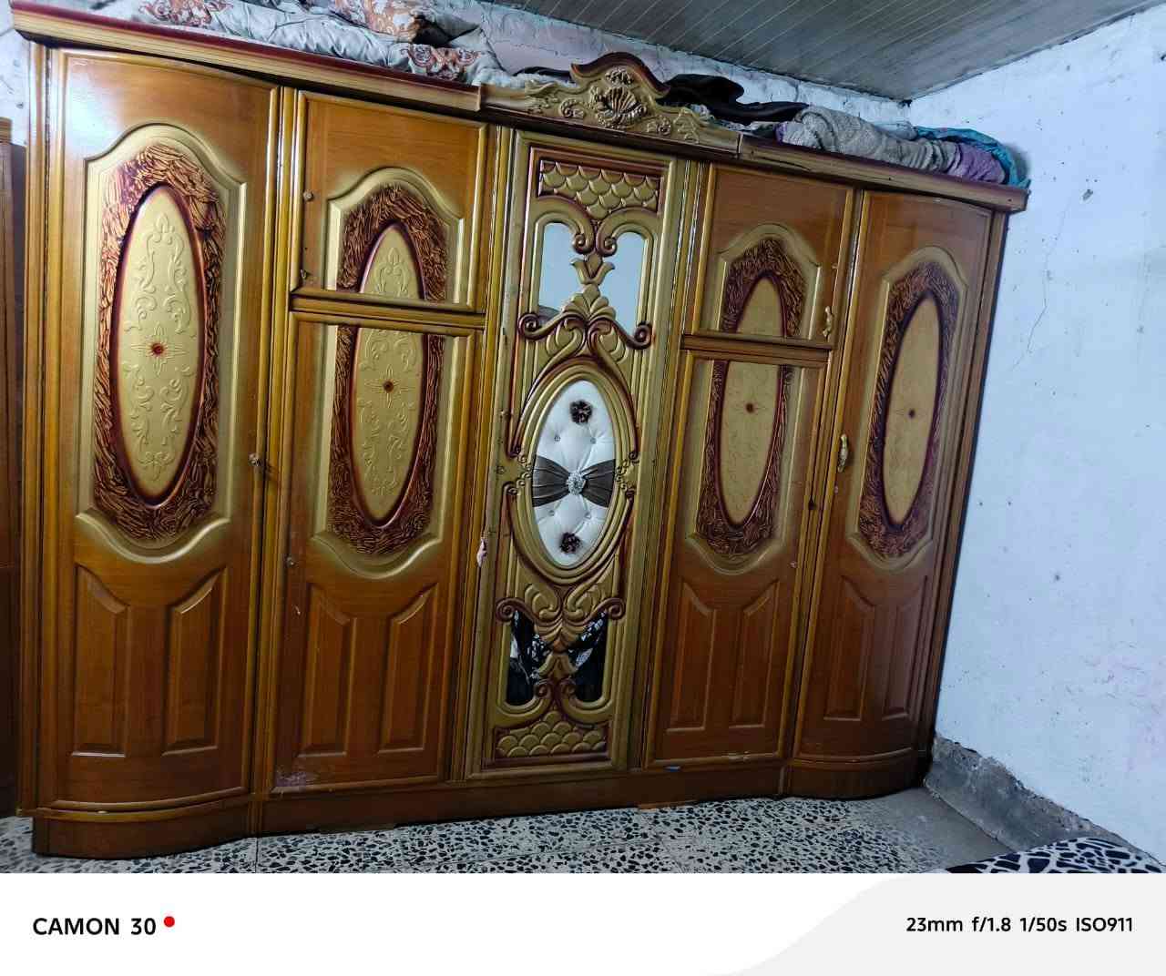 غرفه صاج للبيع نقص بس مرايه مكسوره مال ميز سعرها 400 بيها مجال مكاني بغداد الدولعي 
@إشارة


**إذا كنت صاحب هذا الإعلان وتريد حذفه لأي سبب، رجاءا أرسل رسالة إلى الدعم الفني**