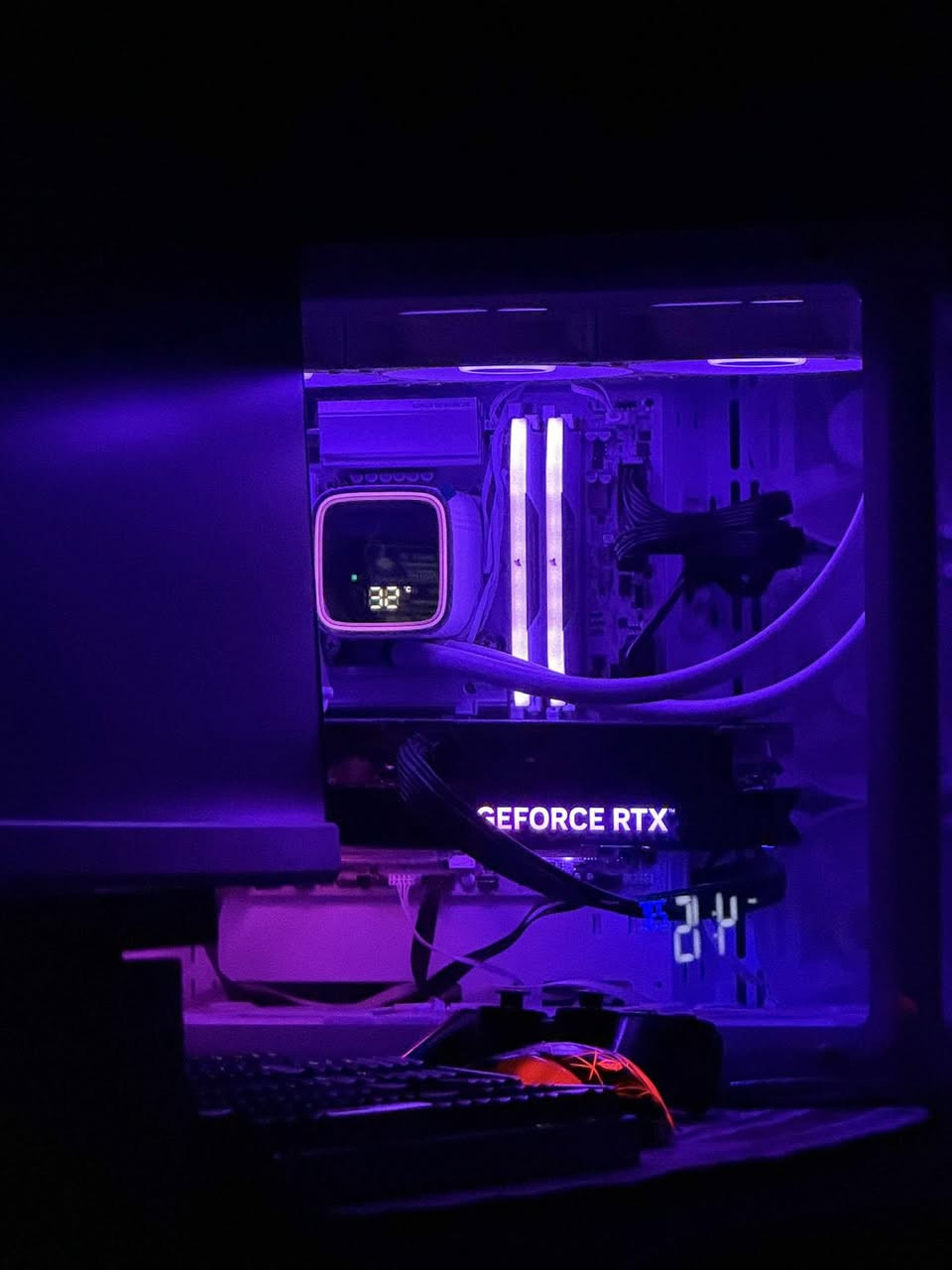 Pc بمواصفات راقية وعالية للبيع المواصفات👇
الكيس🔥:
i7 14700k Box
Z790 auros d5 wifi ax Ice
Rtx 4070 ti galax 3fan(12GB) rgb
(المبرد بي شاشة يعرض درجة حرارة المعالج) Coler deepcool 360ml Is720
M.2 nvme 1tb leaxr
Ram 2x16(32) corsiar white 6000mz RGB ddr5 CL36
P.s segotep 850watt gold pcie 5
Case es gaming 6fan argb white
وبداخل الكيس شاشه تعرض المواصفات وحرارة المعالج والكرت واستخدامات كل القطع 

____________________________________________
الكيبورد ميكانيكي معروف من دراگون والماوس وUPSكذلك ذني اعتبرهن هدية مع الpc
مكاني بصره  ((توصيل ماعندي ))


**إذا كنت صاحب هذا الإعلان وتريد حذفه لأي سبب، رجاءا أرسل رسالة إلى الدعم الفني**