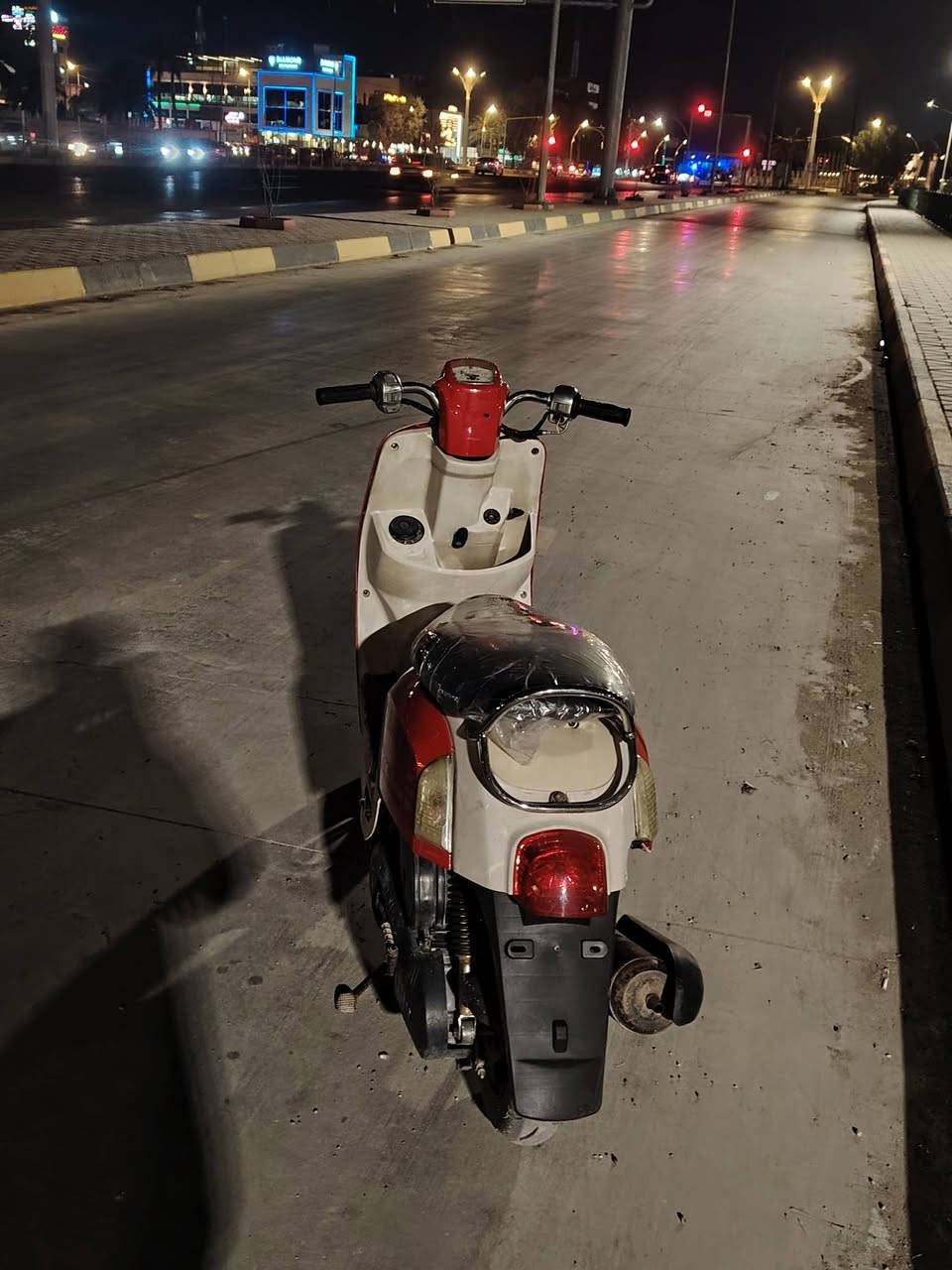 دراجه ماكس بوليس للبيع دراجه نضيفة   نكره سلف هندر دراجة ال كهربائيات كاملة السعر450وبيها مجال المكان بعقوبة ٧نيسان اتصال***********
