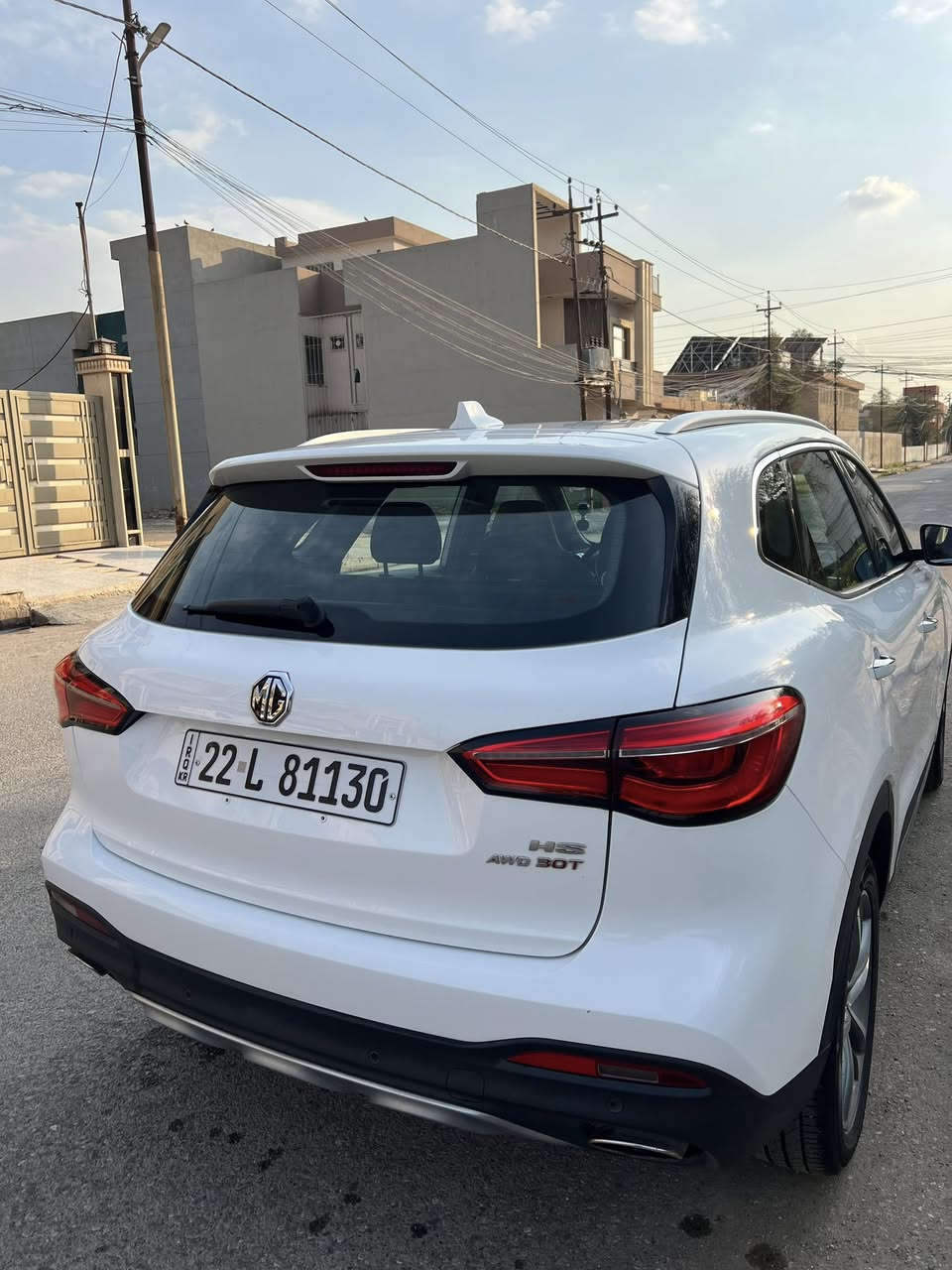 MG HS 30T
مكينه 2000 تيربو 
السياره ماشيه 11 الاف كيلو فقط (في حالة الوكاله)
كلين تايتل(بدون صبغ+بدون ضرر)
ضمان الى 2031 ضمان شركة mg
السياره فول مواصفات (trofy)
كشنات جلد(احمر)
شيفتات ستيرن
تدفئه كشنات
كشن كهرباىي
عداد ديجيتال
بانوراما

 12 كامره + حساسات

تبريد قطعتين

صندوق كهربائي

ثلاجه داخليه

منقي للهواء

كشن رياضي

لد محيطي 41 لون متغير

فوول سستم صوت+ ايرباك

4*4 فور ويل

ومواصفات بعد كثيره
 السعر ( 149) ورقه

الموقع(موصل)
للتواصل

***********
