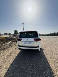 لاندكروز  لمتد 2024 للبيع  كفاله عامه من الدعاميه للدعاميه فول مواصفات...