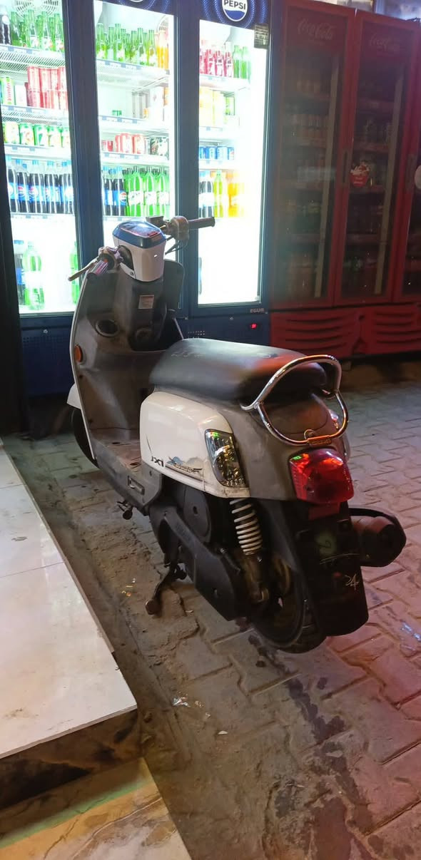 سلام عليكم اليوم اتوفر ماكس بوليسي مسطره اللعلم الدراجه نوزل وليس كاربريتر موديل 2013الدراجه نضيفه 100/100
ما ماشيه هواي كلشس صارلها صارلها 3تيام من طلعت من معرض وصل معرض موجود موجود سبب البيع ضرف دراجه بلادي وكاله عامه مستعجل عله بيعته 
رقم الهاتف. ***********
السعر خاص كلبي.
