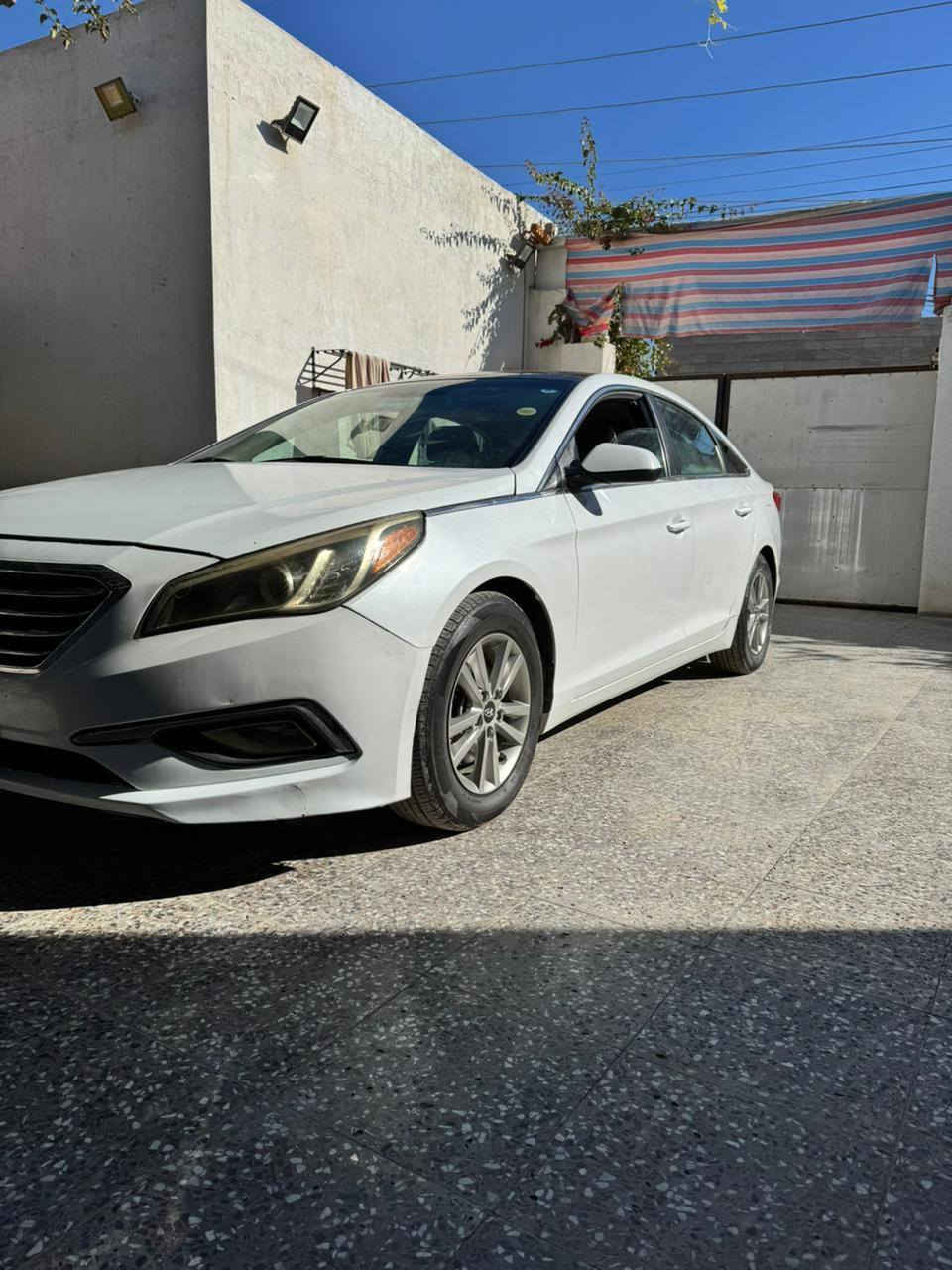 السلام عليكم / سوناتا ٢٠١٧
المواصفات /عادية
لايت زنون
تحكم ستيرن
شاشة بلاد
الداخل بيج 

الاضافات / تخم تاير جديد.وتغليف القمارة فابلون أسود

حالة السيارة / محرك مكفول حدادية مكفولة كير مكفول ممشى السيارة ٩٤ الف حقيقي

السيارة وارد امريكي وحادثها بسيط جداً

للتواصل ***********
