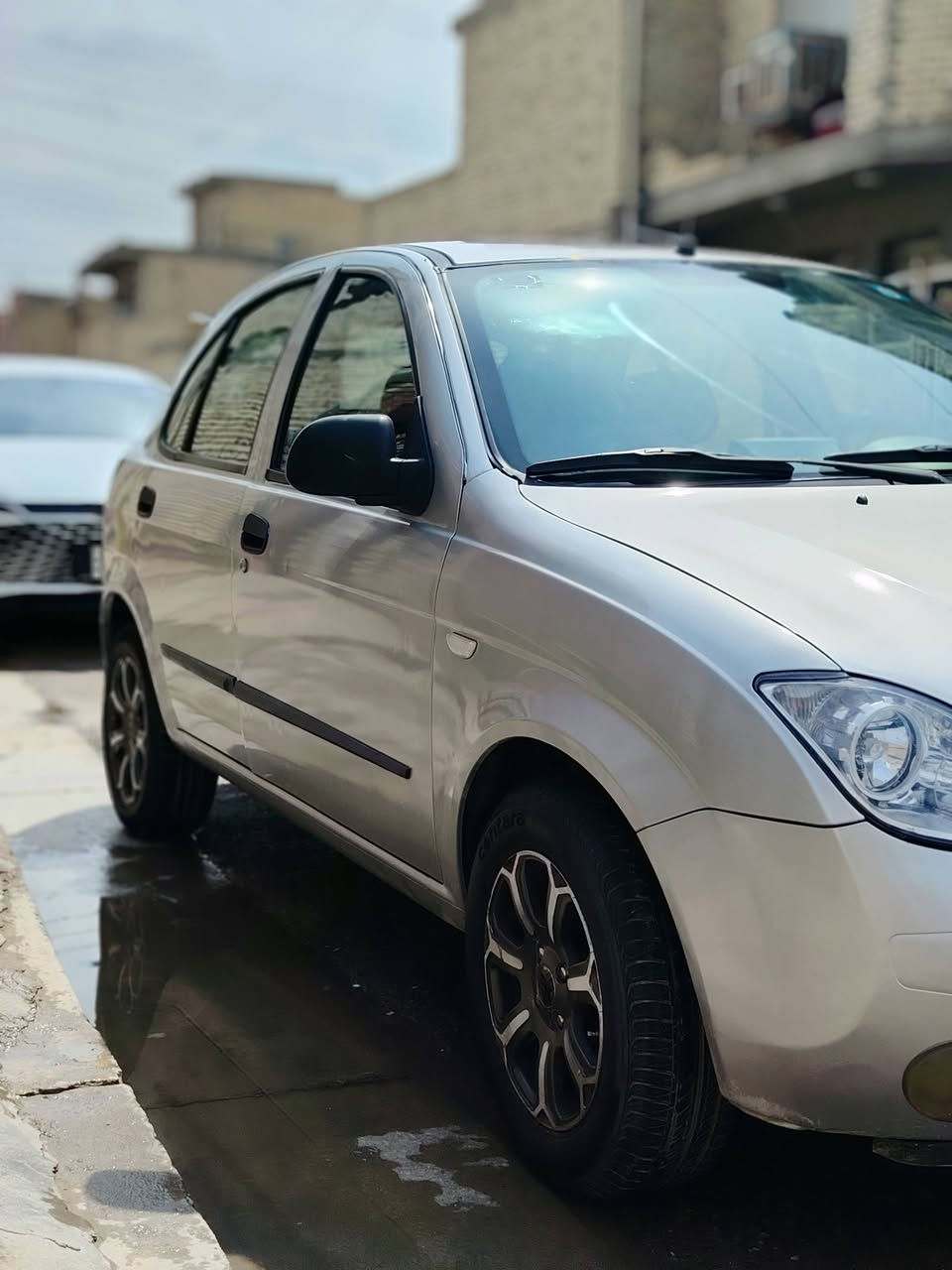 السلام عليكم طيبه موديل 2015سياره ماشيه ٩٢ حقيقي سياره ريموت +كامره+ سنتر لوك مصبوغه حزام سياره لا تبديل ولا خياس اي قطعه ما مبدله بيها السعر ٤٤ بيها مجال شويه عنوان شعب شارع صحه رقم هاتف ***********
