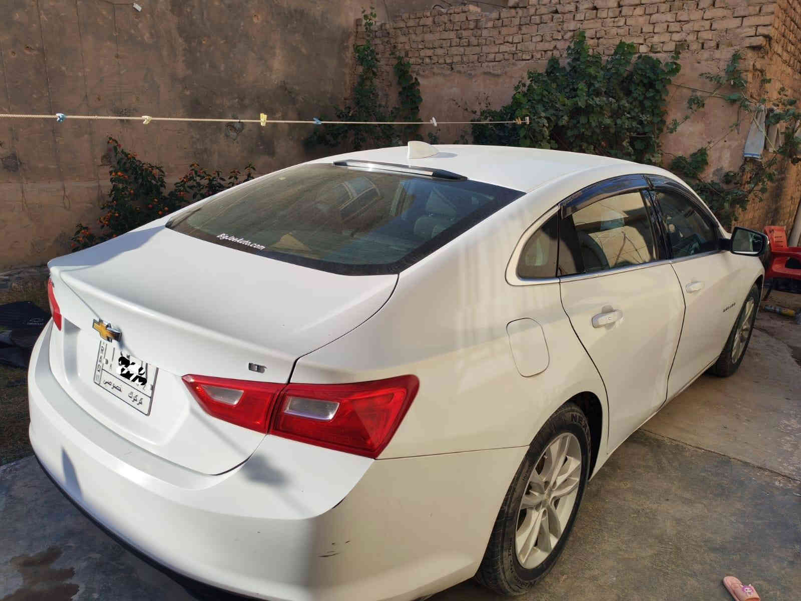 مكلف بلنشر ماليبو كلين بدون صبغ بدون ايرباك
فقط دعاميه مبدل وشبر بارد فوك التايرات الخلفي 
موديل 2018 رقم كركوك تحويل مباشر 
اللون أبيض
مواصفات LT سرعه 160 مو 140 
حجم المحرك 15 تيربو
كير AT المرغوب
ماشيه 118 الف ميل 
حساس تاير عدد 2 ومبخره والباقي فول الفول
كشن كهربائي 
مكاني صلاح الدين بيجي 
*********** السعر 110 وبيها مجال
