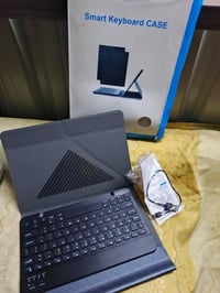 للآيباد والتاب • جلد اصلي • وصلة USB