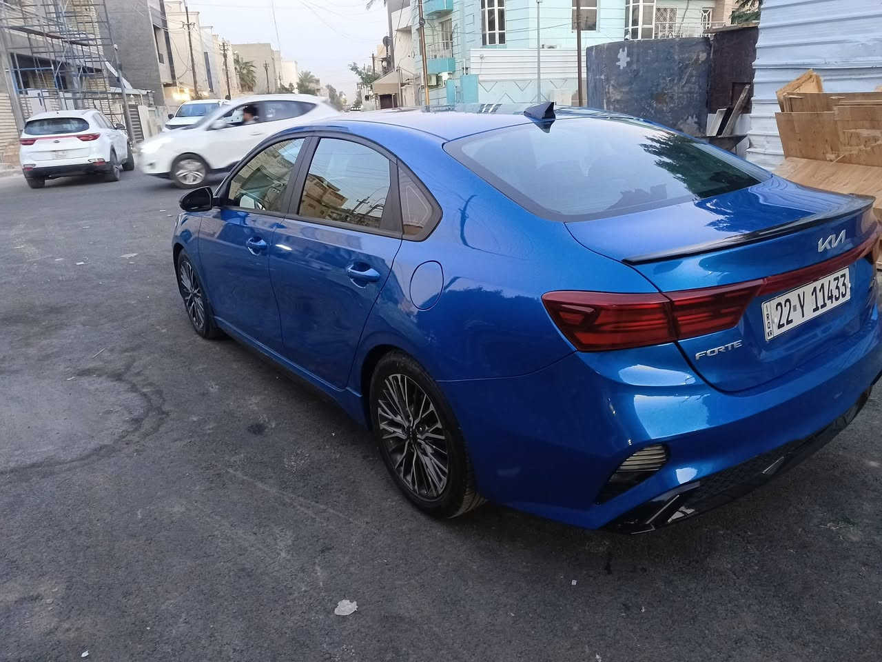 السلام عليكم للبيع كيا فورتي وارد امريكي جيتي لاين موديل 22 حادث موضح بالصور كير مكينه مكفول السعر 153 بيه مجال مكاني بغداد الكاظميه رقم تليفون ***********
