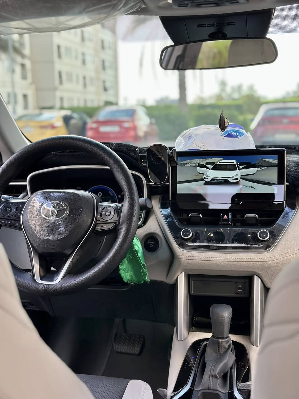 فوووول مواصفات كورولا فرونتلاندر s اعلى مواصفات 

اربع كاميرات داش كام تسجيل ☑️

 

🚘 متوفر لدينا الآن بأعلى المواصفات:

✅ النوع: فرونت لاندر فئة s سبورت 🔥

✅ الموديل: 2025🔥

✅ المحرك: 2000 هايبرد

✅ المواصفات: فل مواصفات – أعلى فئة – إصدار حديث

✨ أبرز المزايا والمواصفات ✨

🔥 تصميم رياضي فاخر مع تفاصيل مميزة:

✔ مقعد كهربائي أصلي

✔ كشنات جلد أصلي صحراوي اسود  

✔ ويل كب كروم أسود

🔥 تكنولوجيا متقدمة لراحة وسهولة القيادة:

✔ شاشة كبيرة مع كاميرا 360 درجة - تبريد 2 قطعة

✔ بصمة دخول وتشغيل 

✔ رادار – تحديد مسار – قيادة ذاتية - 

✔ هاند بريك كهربائي – أوتو هولد – مانع انزلاق

✔ درايف مود – بور مود

🔥 إضاءة وإضافات مميزة:

✔ فتحة سقف سلايد- سبويلر قمارة بلادي

✔ لايت زينون 5 عدسات + كشاف زنون 

✔ بك لايت LED

✔ شباك أمامي خلية

✔ إنارة داخلية زينون

✔ لايت أوتوماتيك

✔️ صندوك كهرباء 

✔️
السيارة بحالة الوكالة - (مواصفات وإضافات مميزة):
• المسافة المقطوعة: 5,000 كم فقط 
• التغليف والداخلية:
• الأرضية: مغلفة بالجلد بالكامل للحماية والنظافة.
• المقود (الستيرن): جلد أصلي لملمس فخم.
• الأبواب: تغليف نايلون حمايه للأبواب (شغل وكالة/حقيقي).
• الدشبول: فرشة "فرو" نوعية فاخرة لحماية الطبلون من الشمس.
• الحماية والعزل:
• عزل حراري: تظليل الزجاج (الجام) بعازل حراري "أبيض شفاف" يحجب الحرارة ويحافظ على الرؤية.
• حماية الشاشة: درع واقي (ستيكر) لحماية شاشة السيارة من الخدوش والبصمات.
• الإضافات: قاعدة (حامل) موبايل أصلية ومثبتة.
• ⁠رقم صاحب سياره ***********
