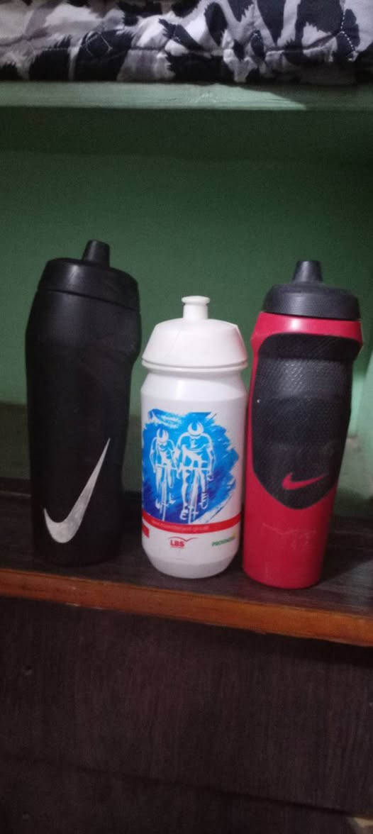 اغراض مال باله للبيع نريدهن للبيع شلع***********
