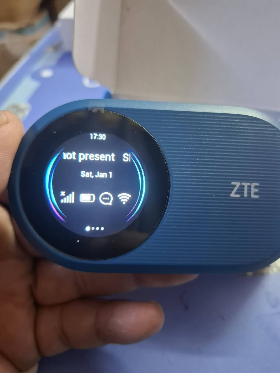 السلام عليكم راوتر محمول سيم كارت 4G  لي يفيده ينطي سعر وياخذه


**إذا كنت صاحب هذا الإعلان وتريد حذفه لأي سبب، رجاءا أرسل رسالة إلى الدعم الفني**