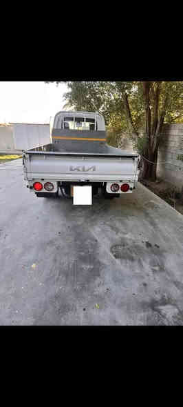 السلام عليكم للبيع كيا بنكو ٢٠٢٠ سيارة جاهزة من كلشي كير محرك تخم تاير تبريد تدفئة بيها باب الأيمن مصبوغ بدون فتح وبدون دواخل  مكان بغداد /جسر ديالى / السعر ١٢٧ للأتصال ***********
