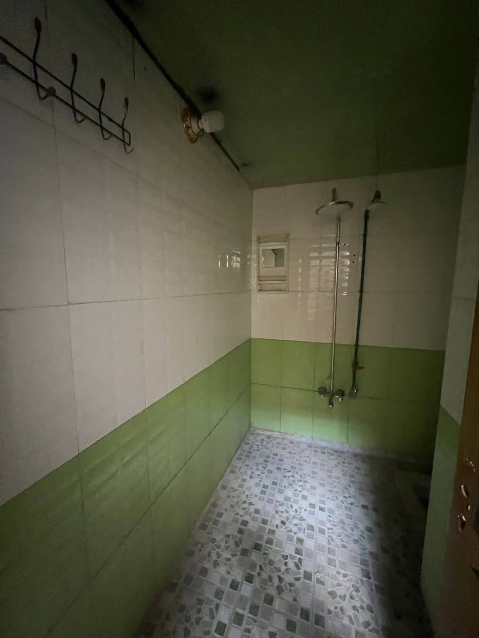 يا الله بيت الرهان نجف حي ميسان مساحه 125 متر شارع الجامع موصفات غرفة و صالة و مطبخ وستقبال و صحيات داخليه و خرجيه سعر الرهان 36 مليون قفل
الاستفسار ***********
ملاحضه يوجد بيوت الإيجار
