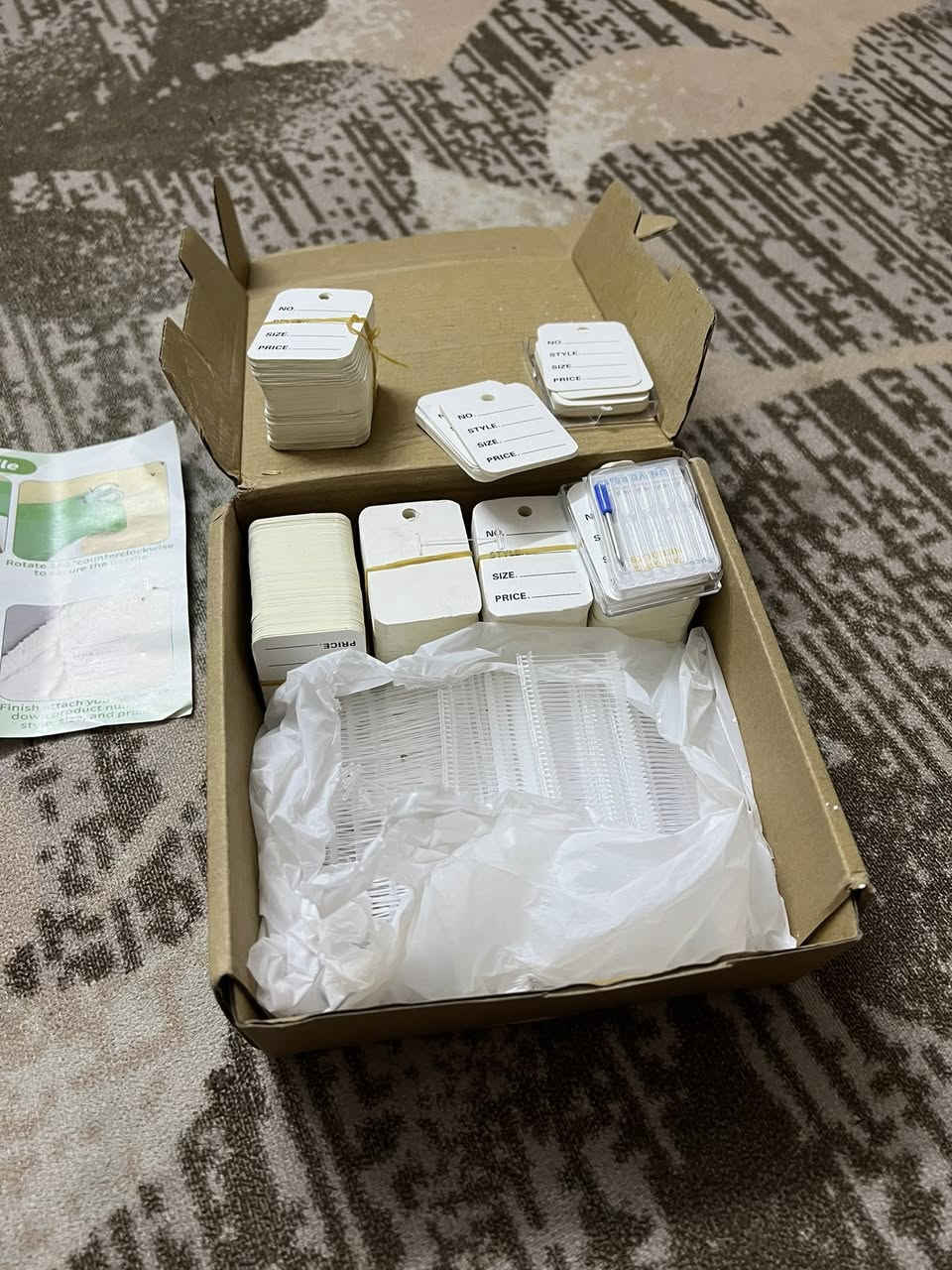 سلام عليكم عندي هاذا الجهاز يصير اسوي انت علامة او لوكو خاص بيك بل ملابس بي كارتات هواي بعد اكو جوى ولاستيكات هم مكاني بغداد حي اور 
مال امزون اصلي وشغله مرتبه وسعره مناسب 
رقمي ***********
