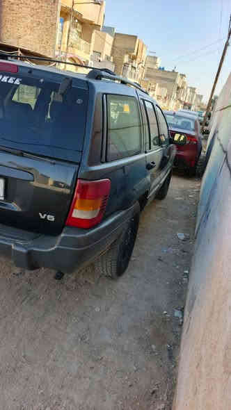 السلام عليكم سيارة جيب للبيع موديل 2004 رقم دولي سيارة محرك وكير بلادي خير من الله صدر وكهربائيات كلها بلادية وشغالة السيارة احلى من الصور  سعر 67 ورقة مكاني بغداد الطالبية فلكه 83 هاتف ‏‪***********‬‏
