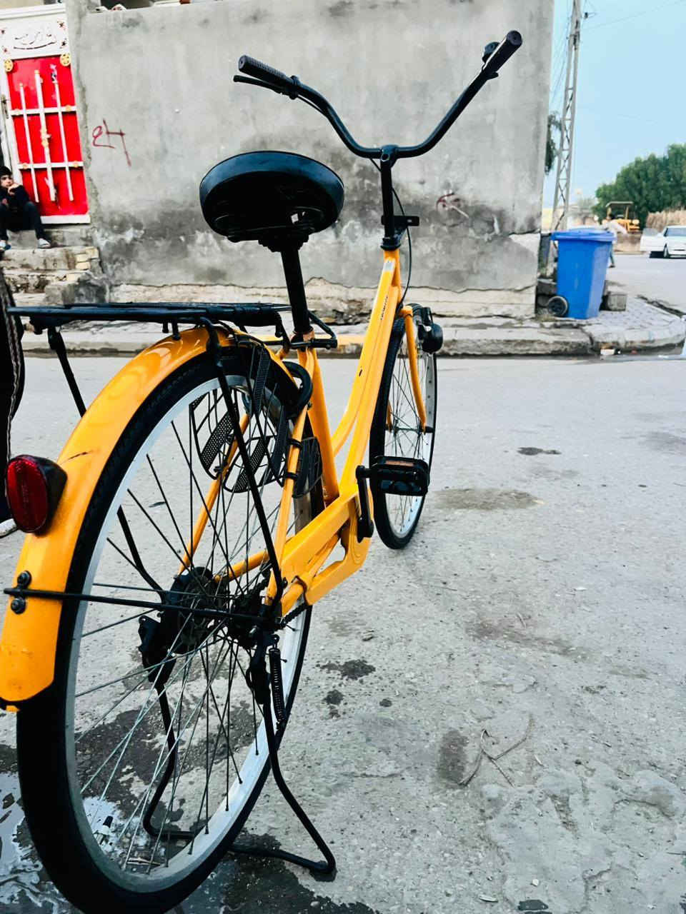 سلام عليكم بيسكل للبيع حجم 26 بيسكل  جاهز مانقاصه اي شي سعر 100وبي مجال مكاني واسط نعمانيه لاستفسار عل هاذه لرقمي ***********
