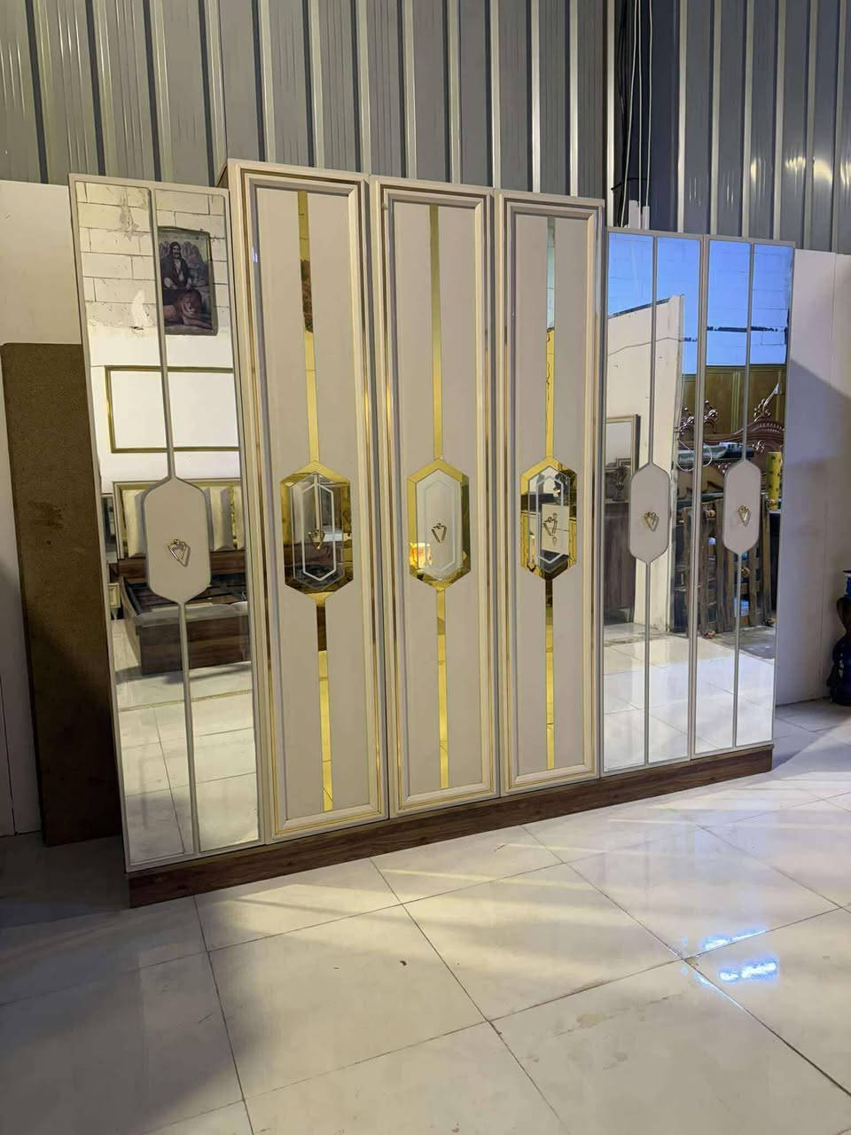 غرفه تركي موديل ٢٠٢٦
نضام بواب جرباي جك مغزن
السعر ٩٥٠ ٩٠٠ قفل
شد نقل داخل بغداد مجاني 
نضافه ٩٠
غرفه مارك قماش وتره بروه 
لون مميز


**إذا كنت صاحب هذا الإعلان وتريد حذفه لأي سبب، رجاءا أرسل رسالة إلى الدعم الفني**