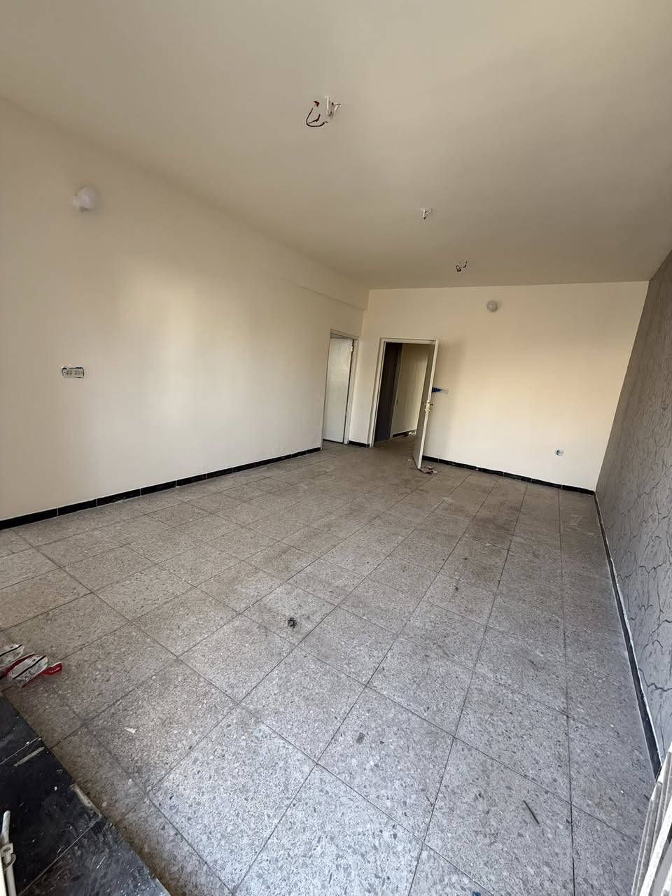 للإيجار_____في____السيدية

قرب شارع اربعين مدخل الاطفاء

المساحة:200متر

الطابق الثاني:

كراج.صالة. مطبخ.هول حولي.خدمات صحية.٢غرف نوم

للاستفسار/

مكتب رافدين الخير للوساطة العقارية

 

السيدية_شارع العلوة_مجاور مطعم سماش

هـ/

***********
