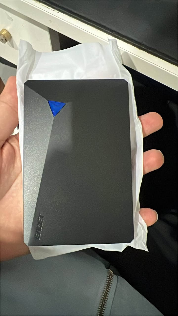 هارد ٤ تيرا خارجي يشتغل عل اكس بوكس و ‏بلاي ستيشن جديد ب شرط اصلي و ضمان 
سعر ١٦٠ الف 
عندي توصيل لكل محفظة عيراق أربيل, العراق


**إذا كنت صاحب هذا الإعلان وتريد حذفه لأي سبب، رجاءا أرسل رسالة إلى الدعم الفني**