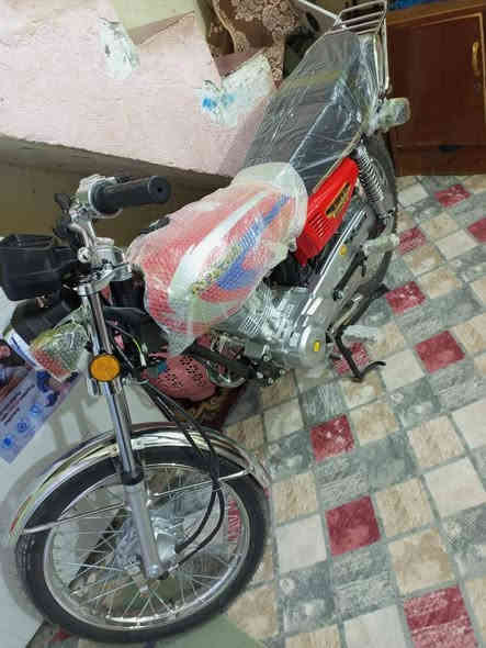 البيع وراق سكنر. موديل 27 الرقم. ***********
